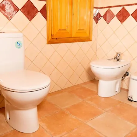 Montal Apartmento Con Piscina