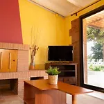 Montal Apartmento Con Piscina Apartment *