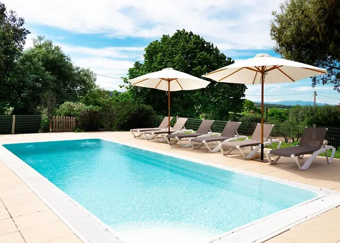 Montal Apartmento Con Piscina Apartmán Girona